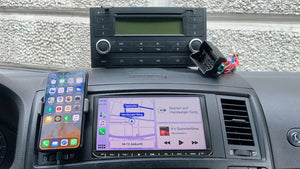 Informe de instalación del cliente: Apple CarPlay y unidad principal de radio DAB en VW T5 usado